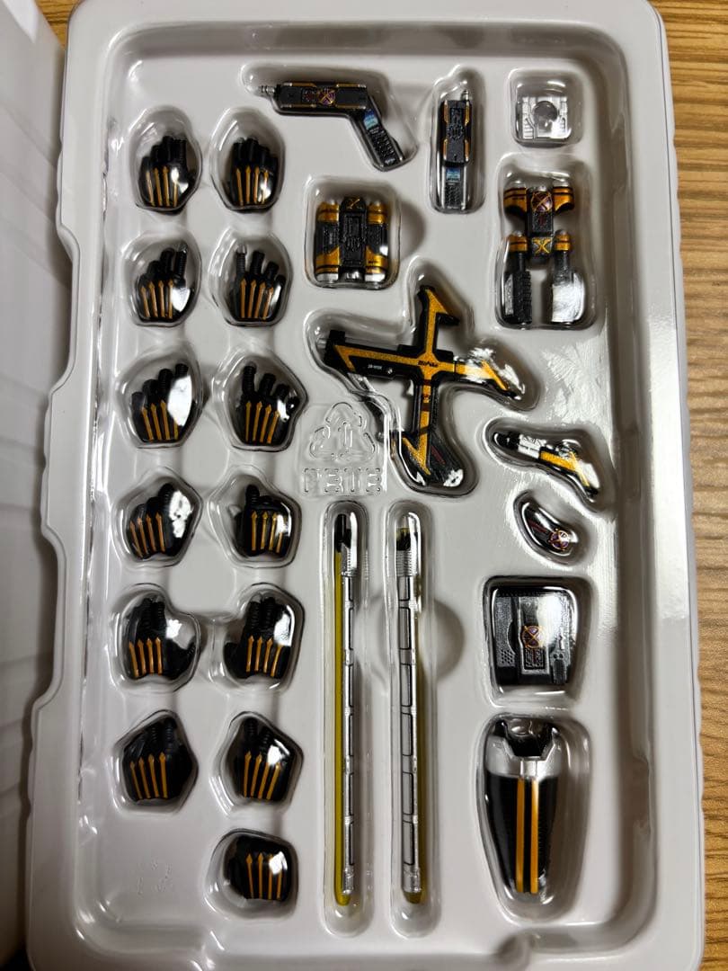 【本体良個体！】フィギュアーツ真骨彫　仮面ライダーカイザ不備特に無/輸送箱伝票無