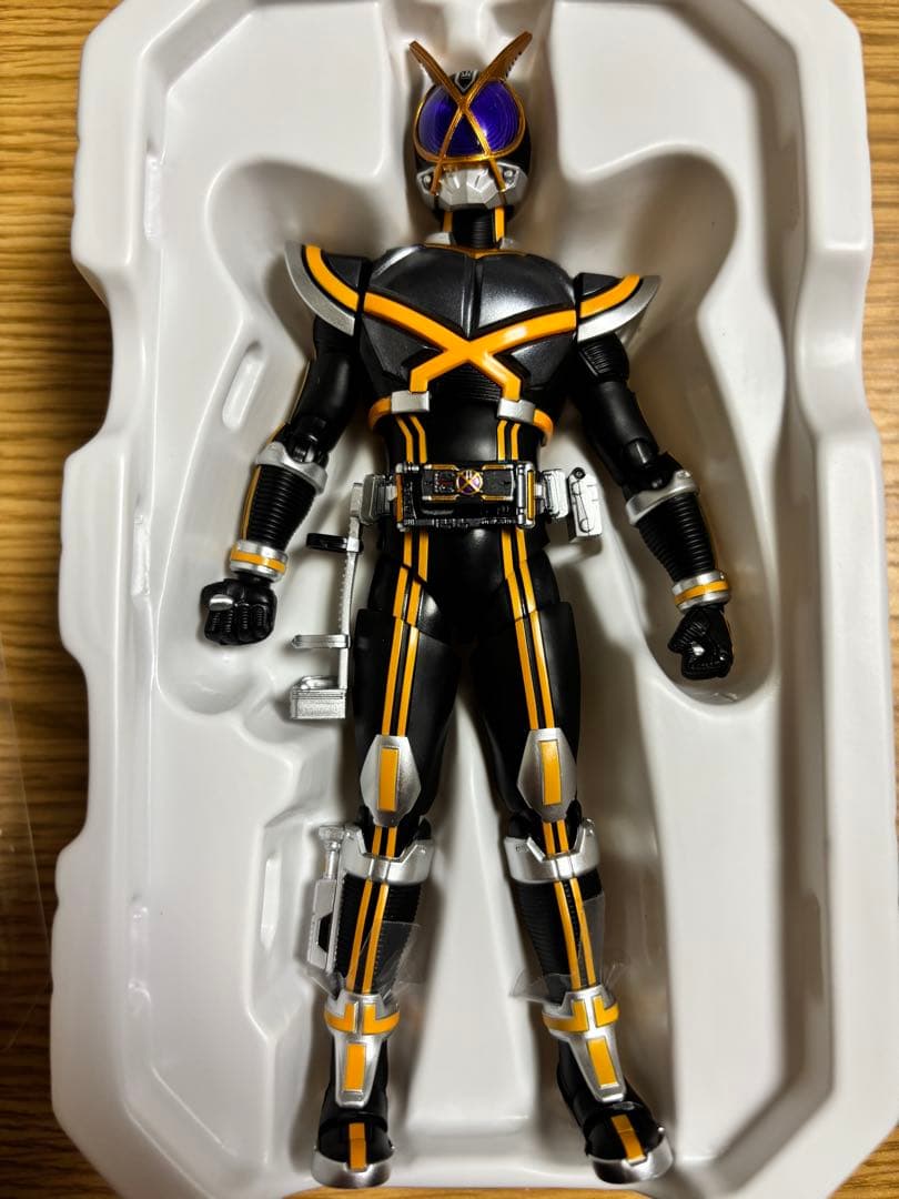 【本体良個体！】フィギュアーツ真骨彫　仮面ライダーカイザ不備特に無/輸送箱伝票無