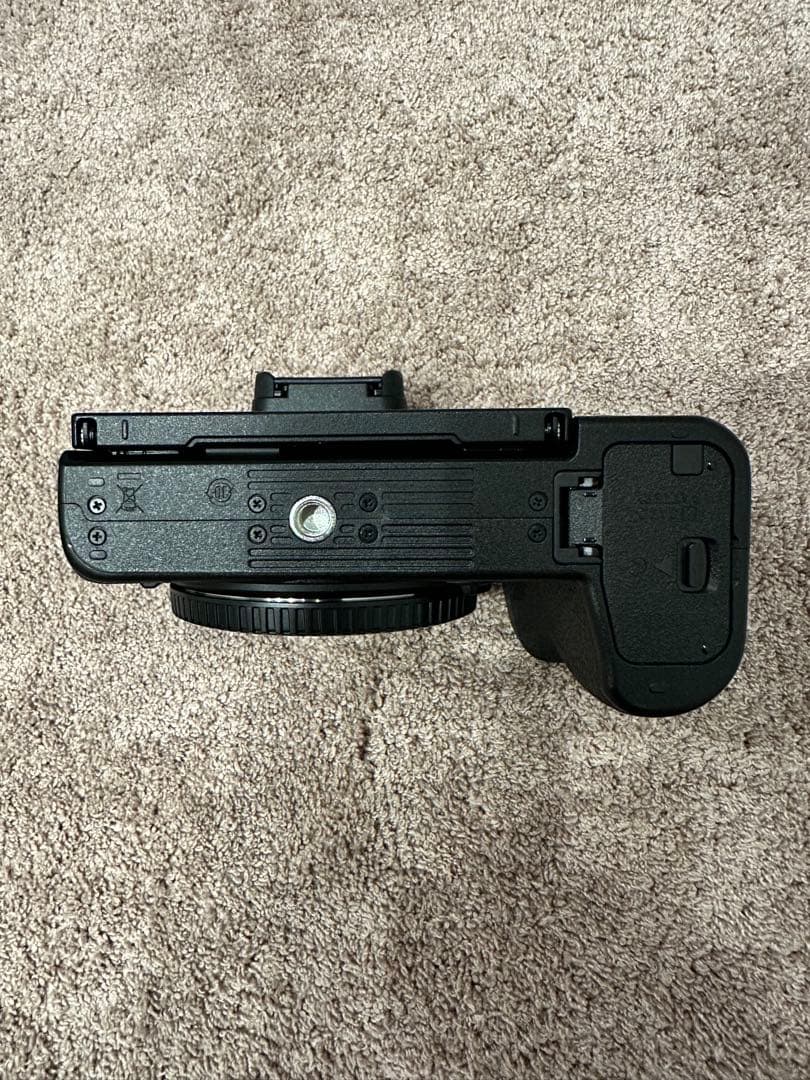 Nikon Z50 ミラーレス一眼カメラ 本体とレンズ