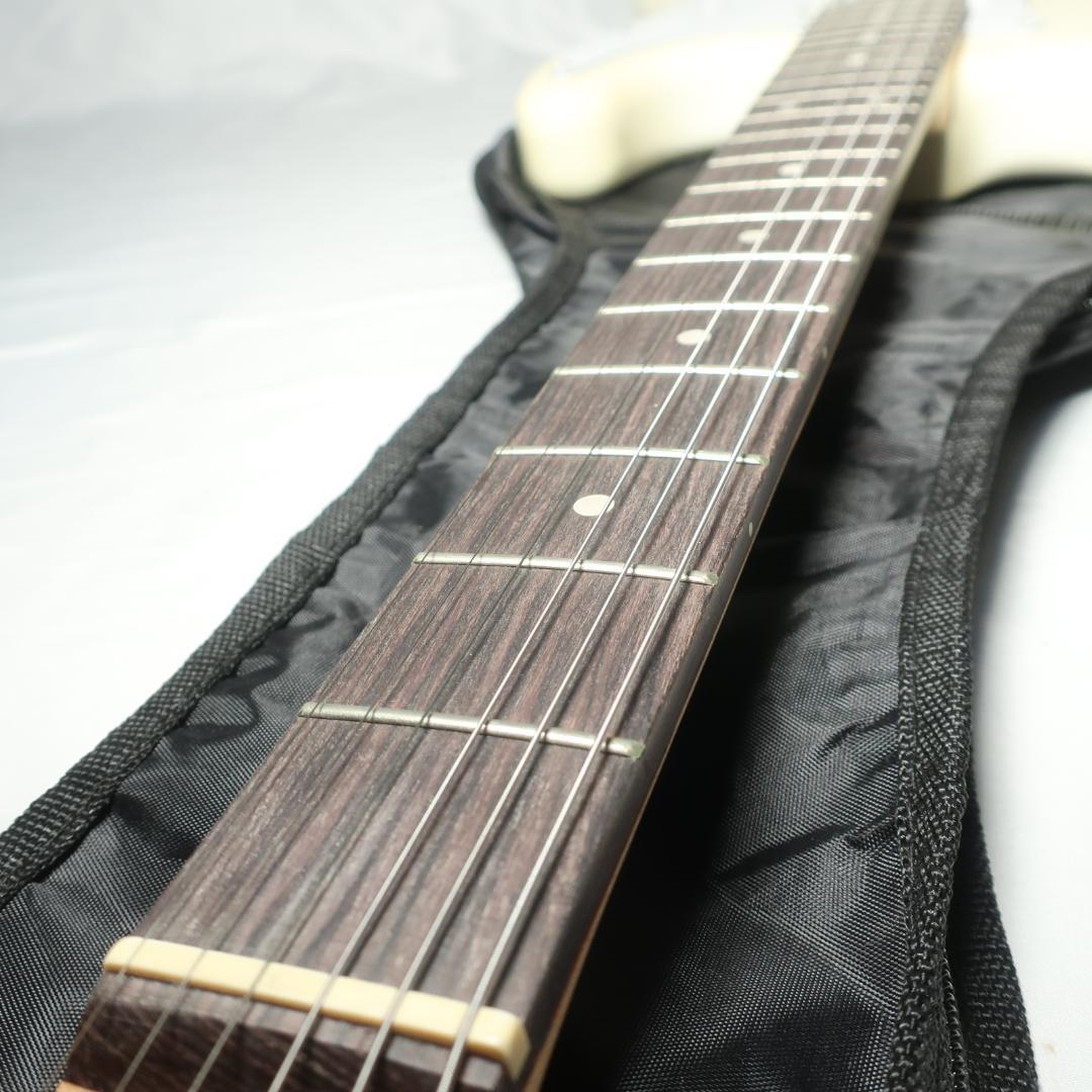 美品 SELDER エレキギター ストラトタイプ ケース付 オリンピックホワイト