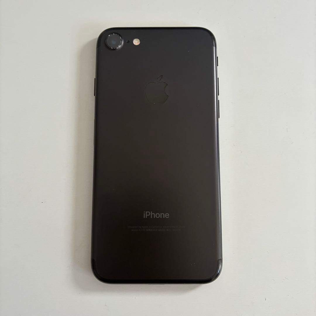 iPhone 7 ブラック 本体 128gb