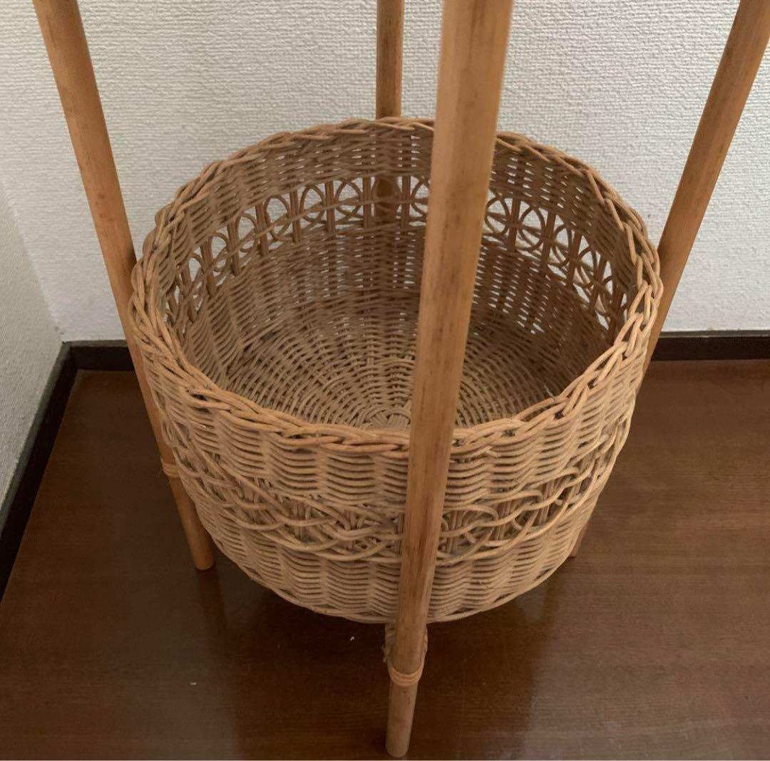 籐工芸　ラタン　コーナースタンド　バスケットスタンド　コーナーバスケット