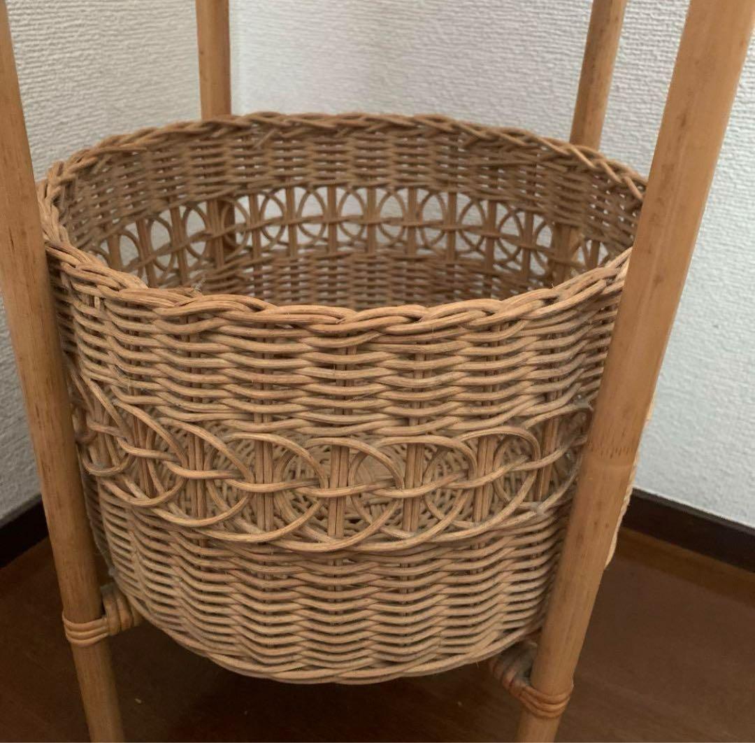 籐工芸　ラタン　コーナースタンド　バスケットスタンド　コーナーバスケット