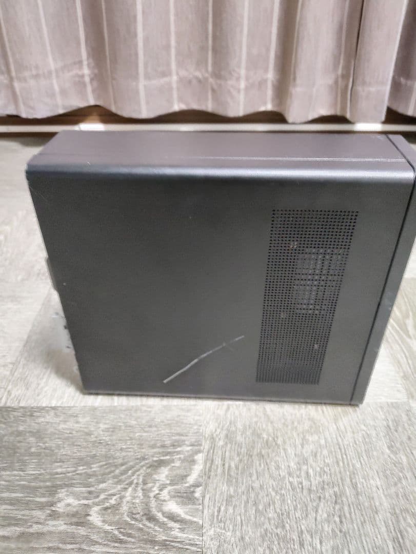 デスクトップPC Win11 8世代i3 RAM8GB SSD500gb