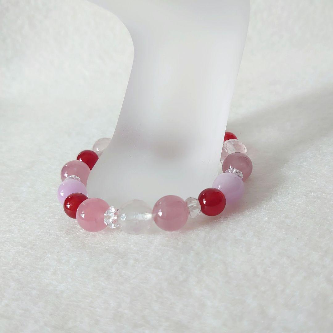 御守り…　愛情いっぱいの天然石ブレスレット　素敵な逸品