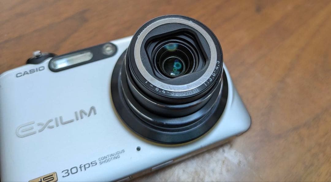 CASIO EXILIM EX-FC100 ハイスピード動画対応