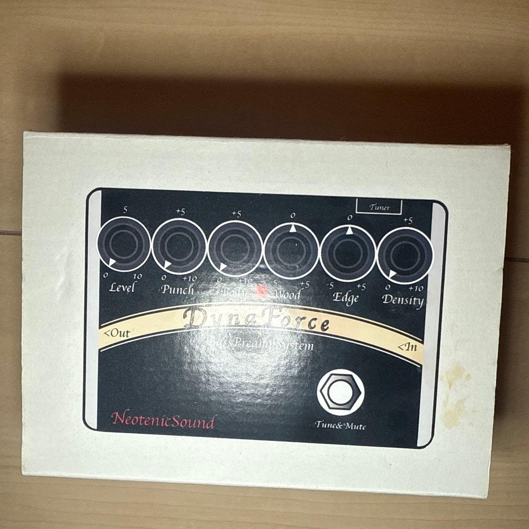 Neotenic Sound DynaForce ベースプリアンプ