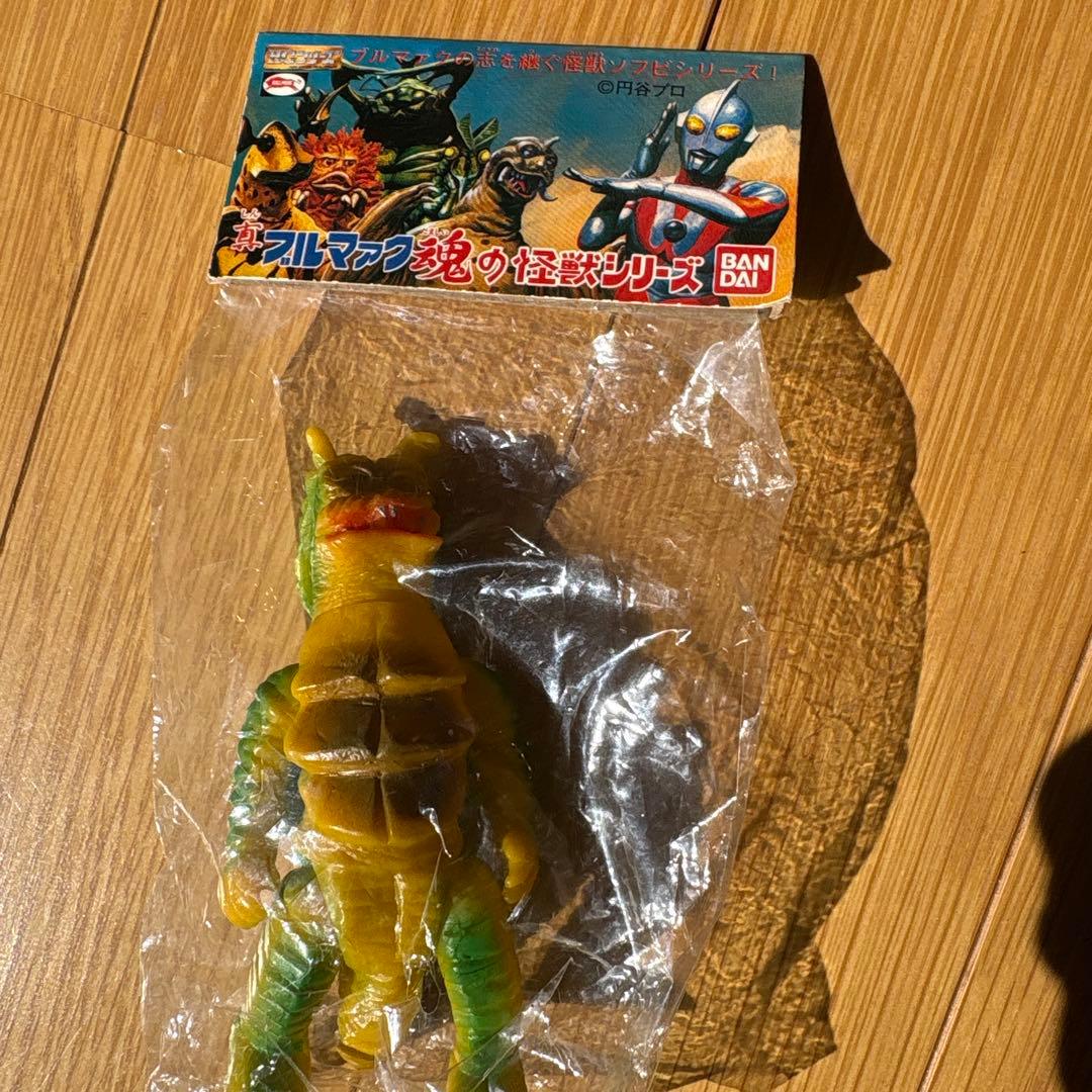 未開封 ブルマァク魂 ウルトラマン怪獣フィギュア 8体セット ヘッダー付き
