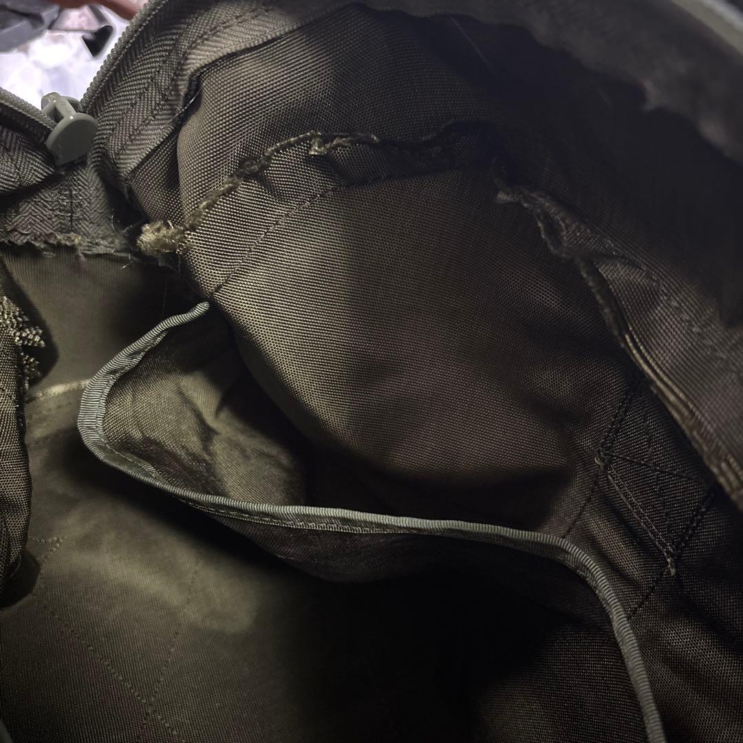 美品　米軍　実物　TOOL BAG ODグリーン　送料無料