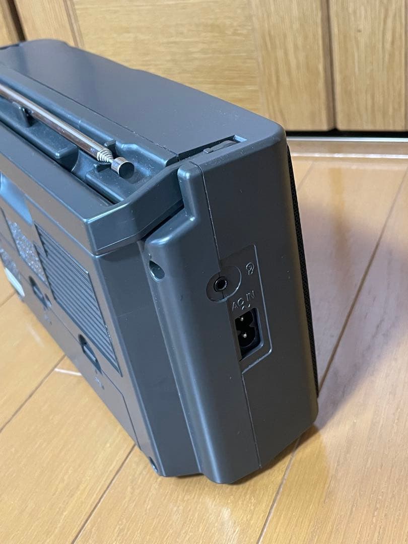 Panasonic RF-U70 3バンドラジオ