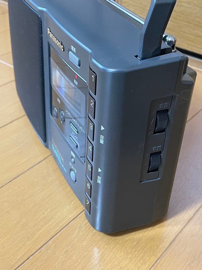 Panasonic RF-U70 3バンドラジオ