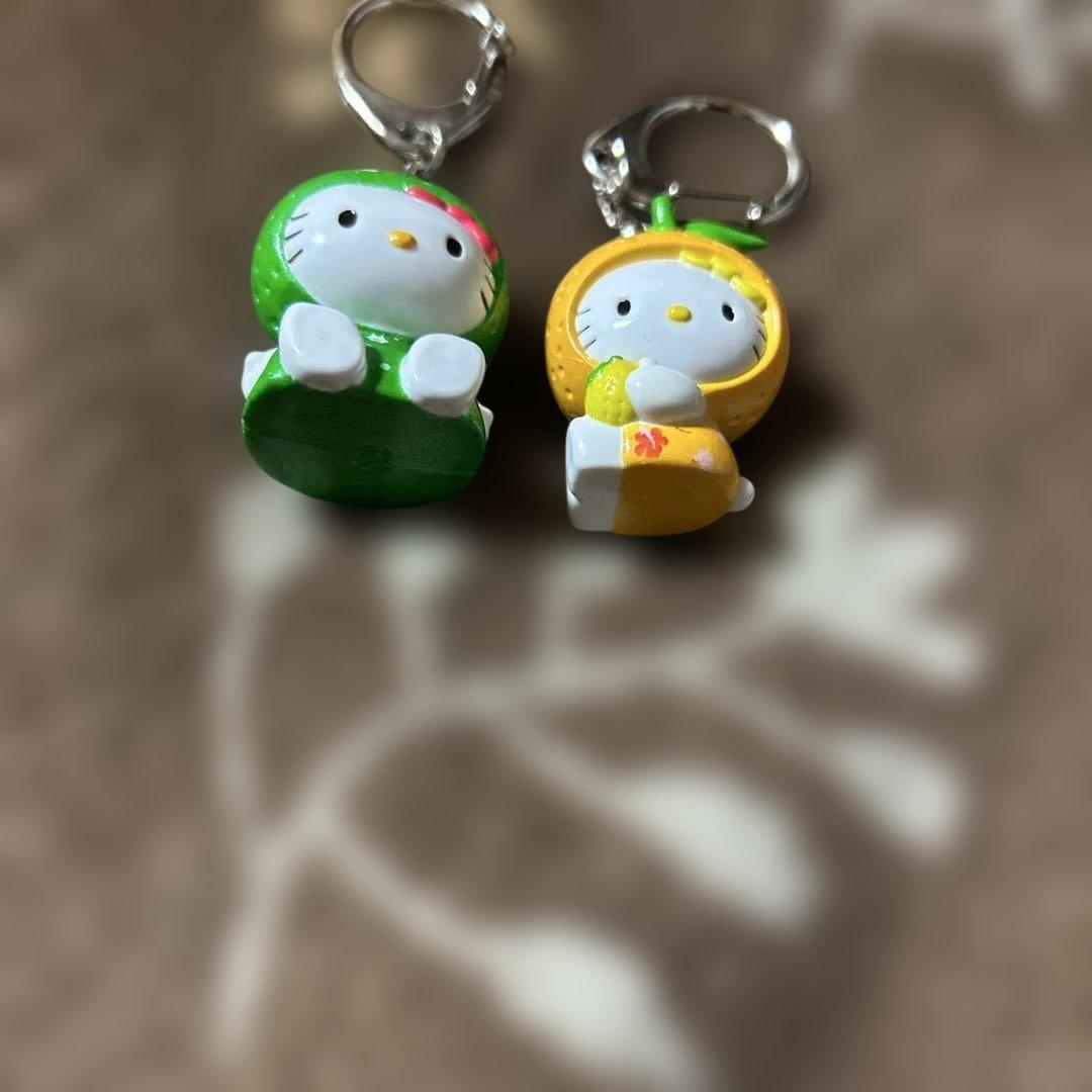 ご当地キティ 大分限定 かぼす ＆宮崎　日向夏キーホルダーハローキティ☆レトロ