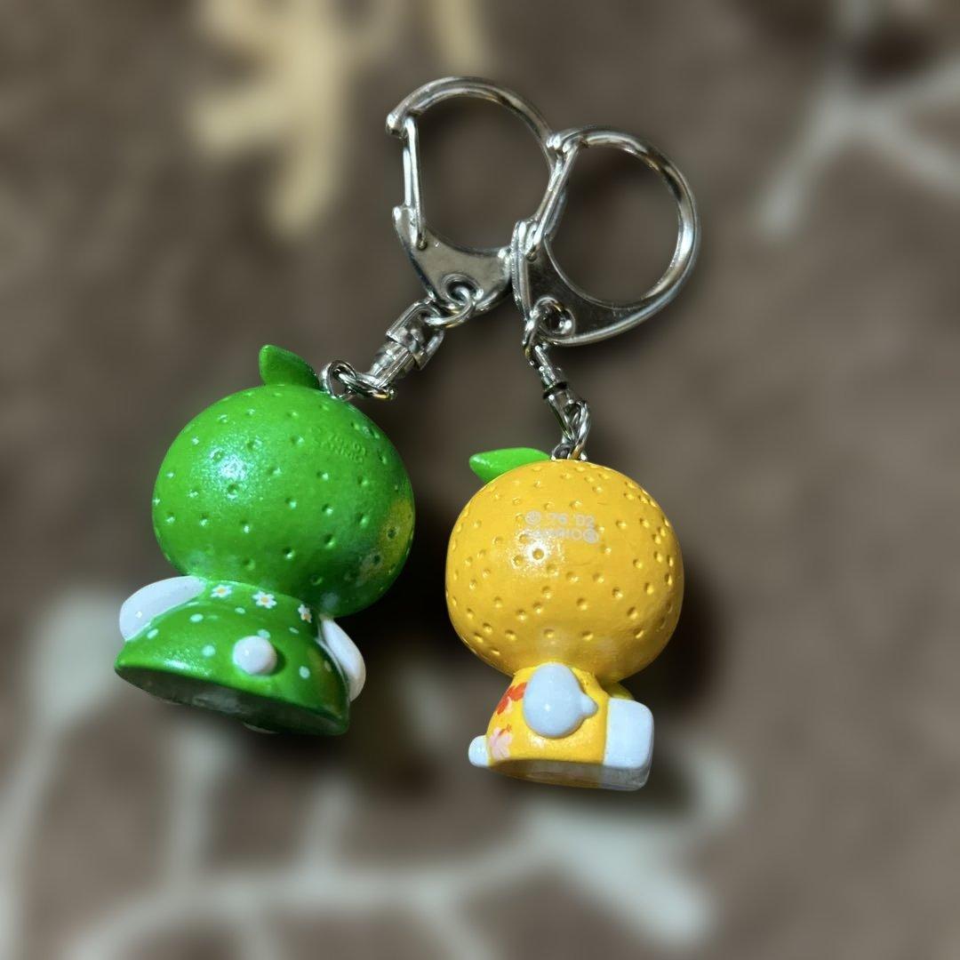 ご当地キティ 大分限定 かぼす ＆宮崎　日向夏キーホルダーハローキティ☆レトロ