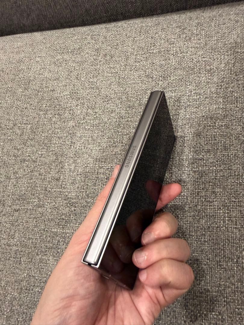 【極美品】Galaxy Z Fold 6 512GB国内版SIMフリー・一時値下