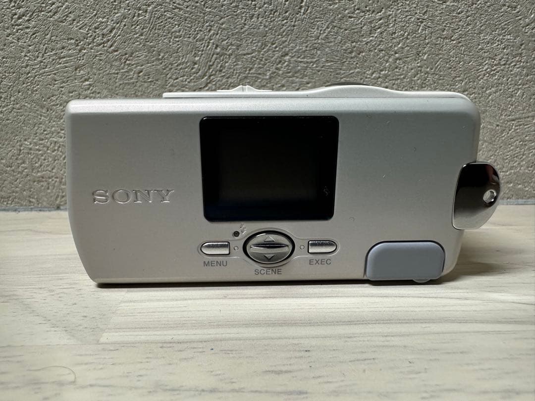 動作品【美品】SONY Cyber-shot U DSC-U10 デジタルカメラ