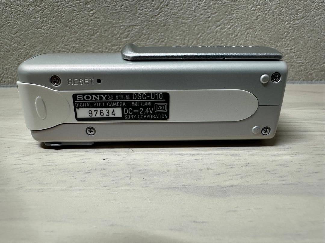 動作品【美品】SONY Cyber-shot U DSC-U10 デジタルカメラ