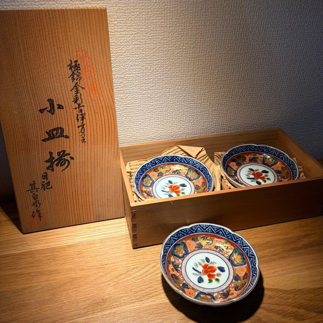 未使用★有田焼　賞美堂　日肥其泉　昭和年製　極錦金彩古伊万里　小皿5枚　共箱付❷