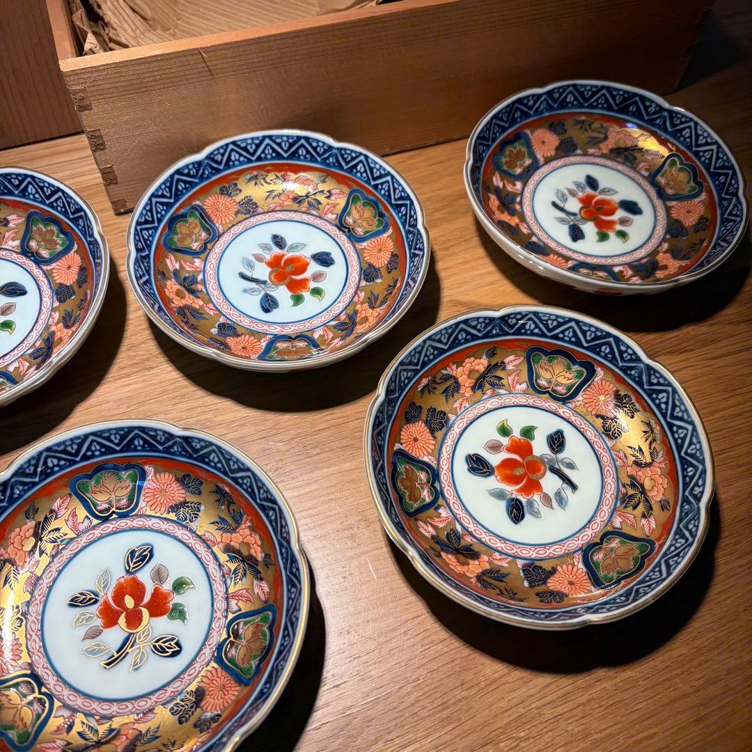 未使用★有田焼　賞美堂　日肥其泉　昭和年製　極錦金彩古伊万里　小皿5枚　共箱付❷