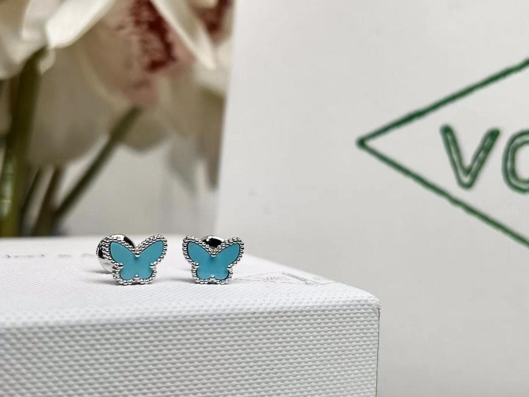 ピアス スウィート アルハンブラ パピヨン