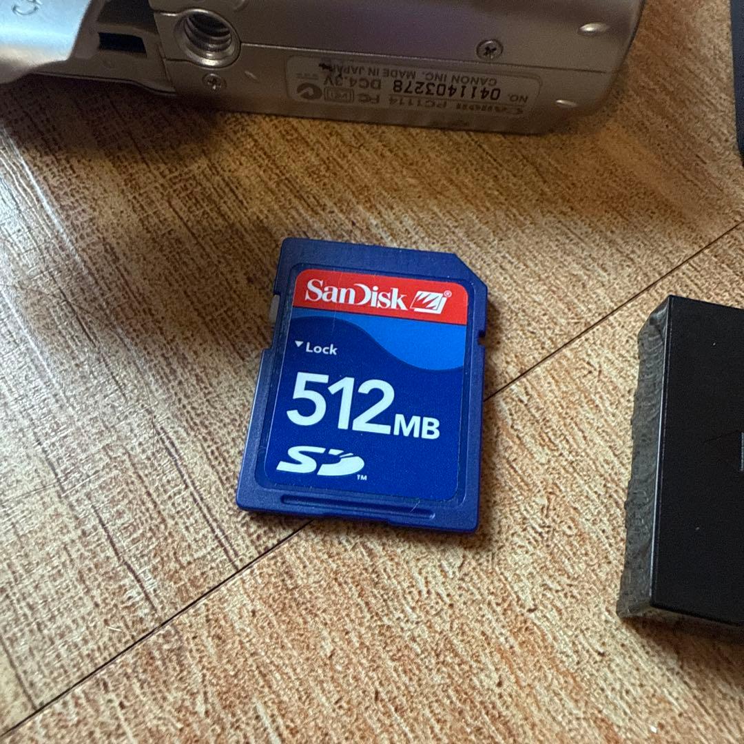 裕*様 Canon IXY DIGITAL 600 デジタルカメラ シルバー 充