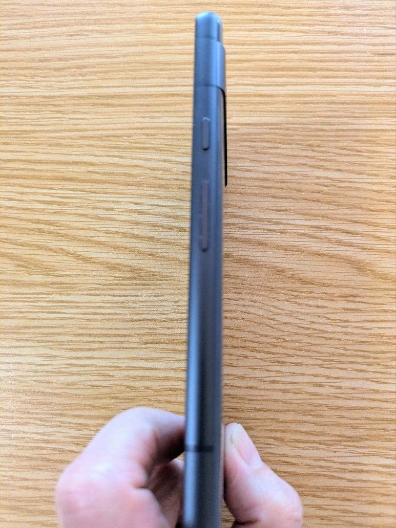Google Pixel 7a 黒 本体とケース付き