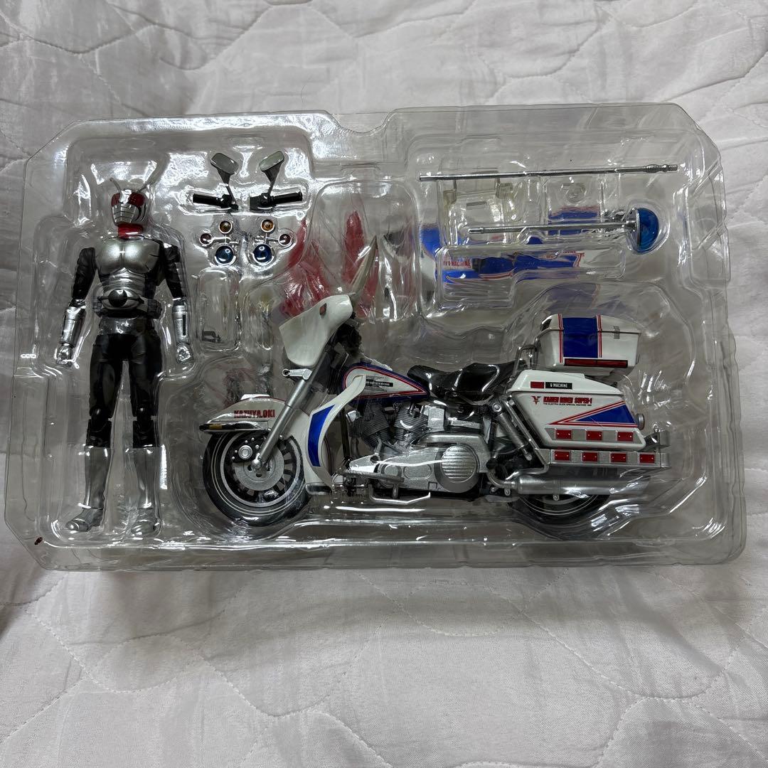 S.H figuarts 仮面ライダースーパー1 & Vマシン