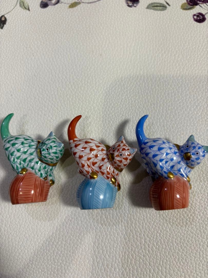Herend ヘレンド 陶磁器 フィギュア 「玉乗り猫」 3点セット