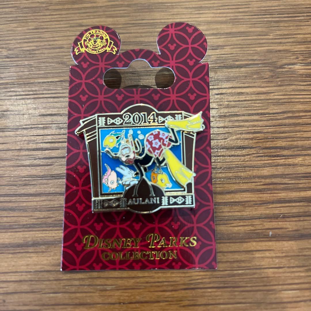 ディズニーピンバッジ8個セット