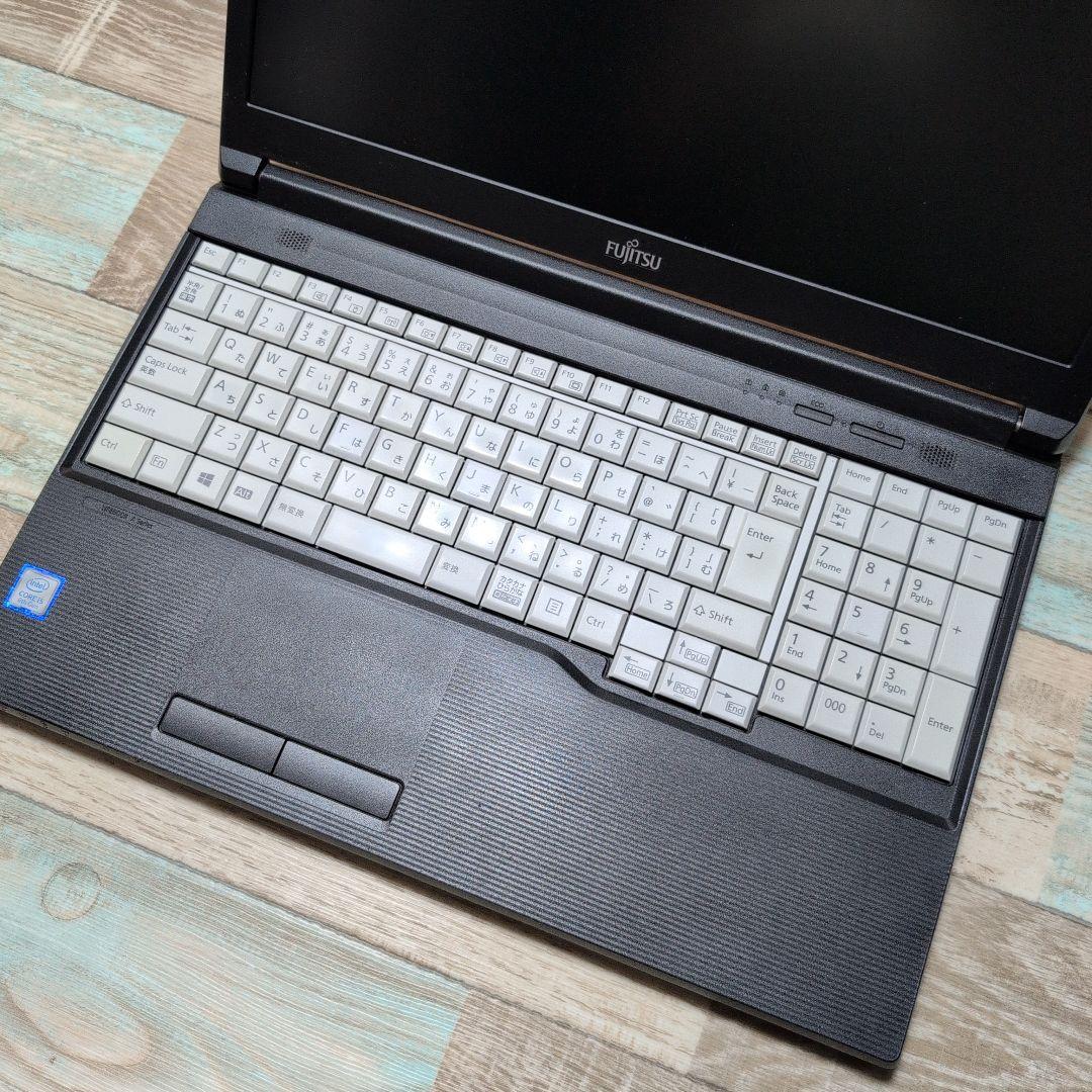 ①富士通 LIFEBOOK A579/CX 8世代i5 SSD256 メモリ16