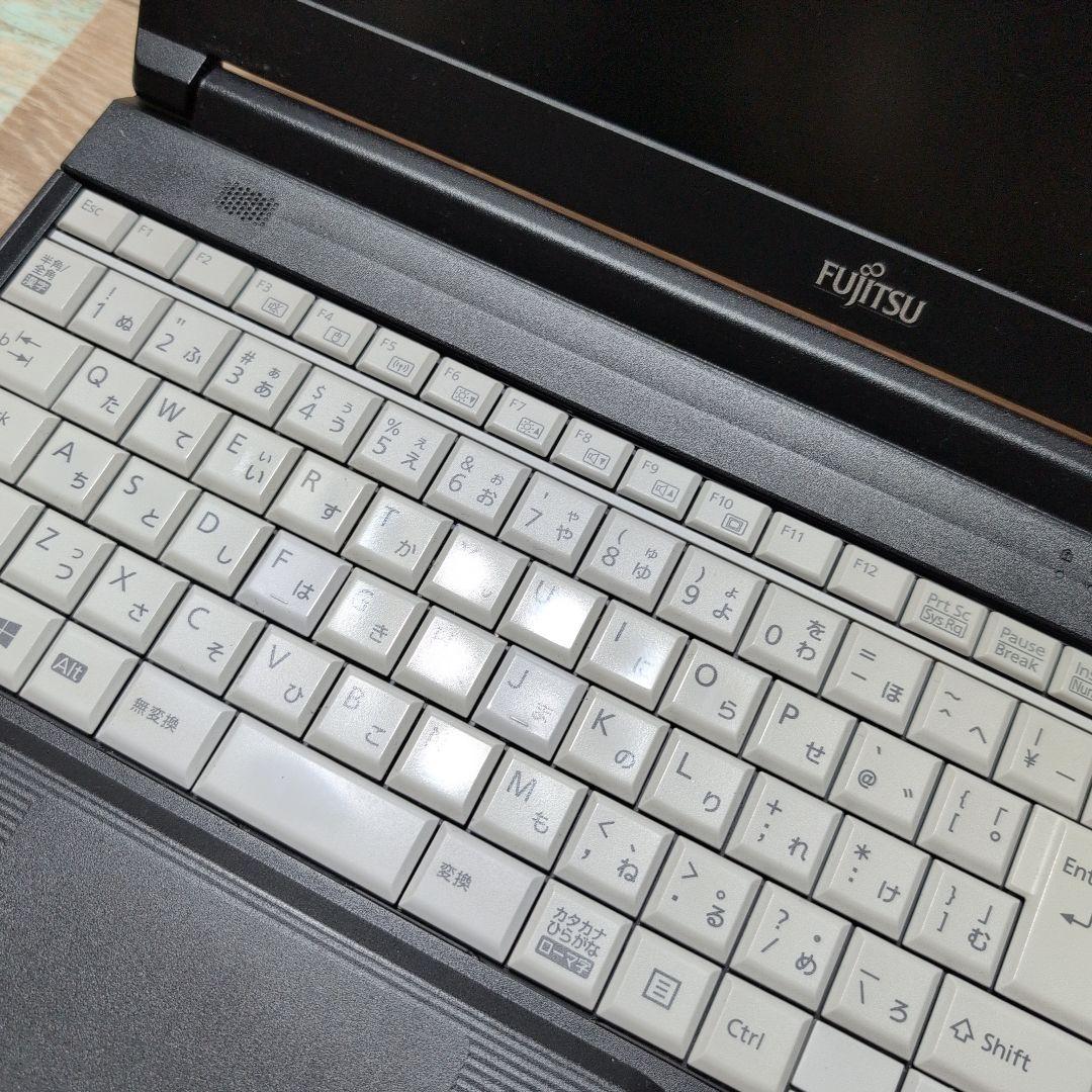 ①富士通 LIFEBOOK A579/CX 8世代i5 SSD256 メモリ16