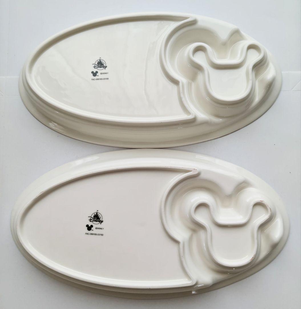 ディズニー　ミッキーマウス オーバルプレート　(餃子皿)　箸置きセット