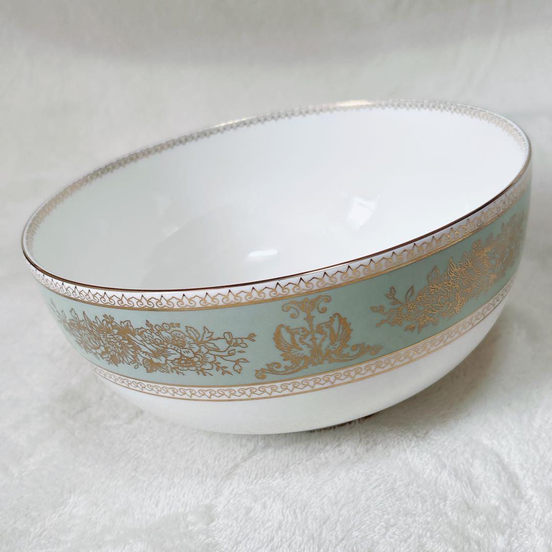 【新品】ウェッジウッド コロンビア セージグリーン 器 鉢 ボウル 黒壺 20㎝