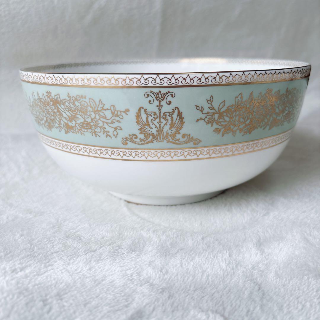 【新品】ウェッジウッド コロンビア セージグリーン 器 鉢 ボウル 黒壺 20㎝