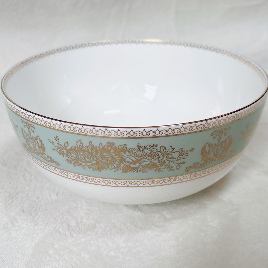 【新品】ウェッジウッド コロンビア セージグリーン 器 鉢 ボウル 黒壺 20㎝