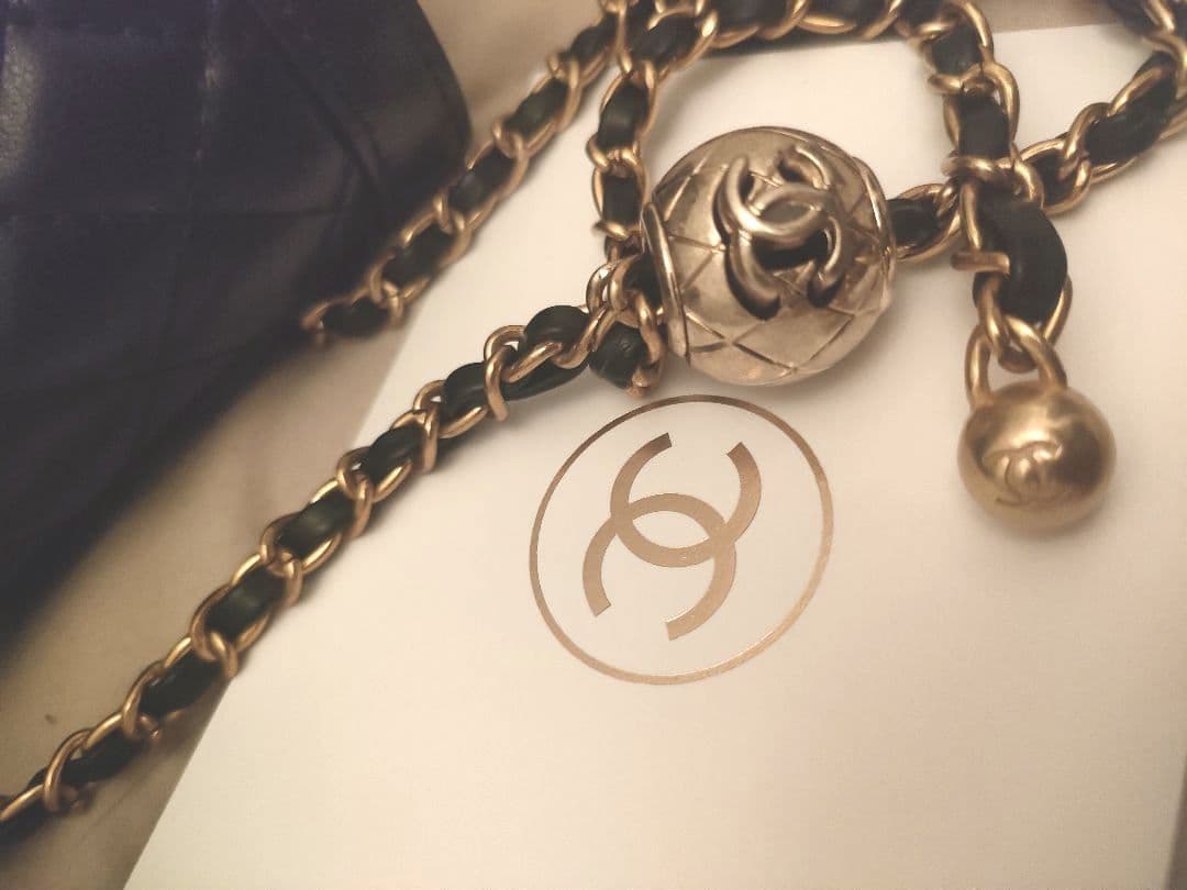 CHANEL　MAKE UP ミニ　チェーン　ショルダーバッグ　VIPノベルティ