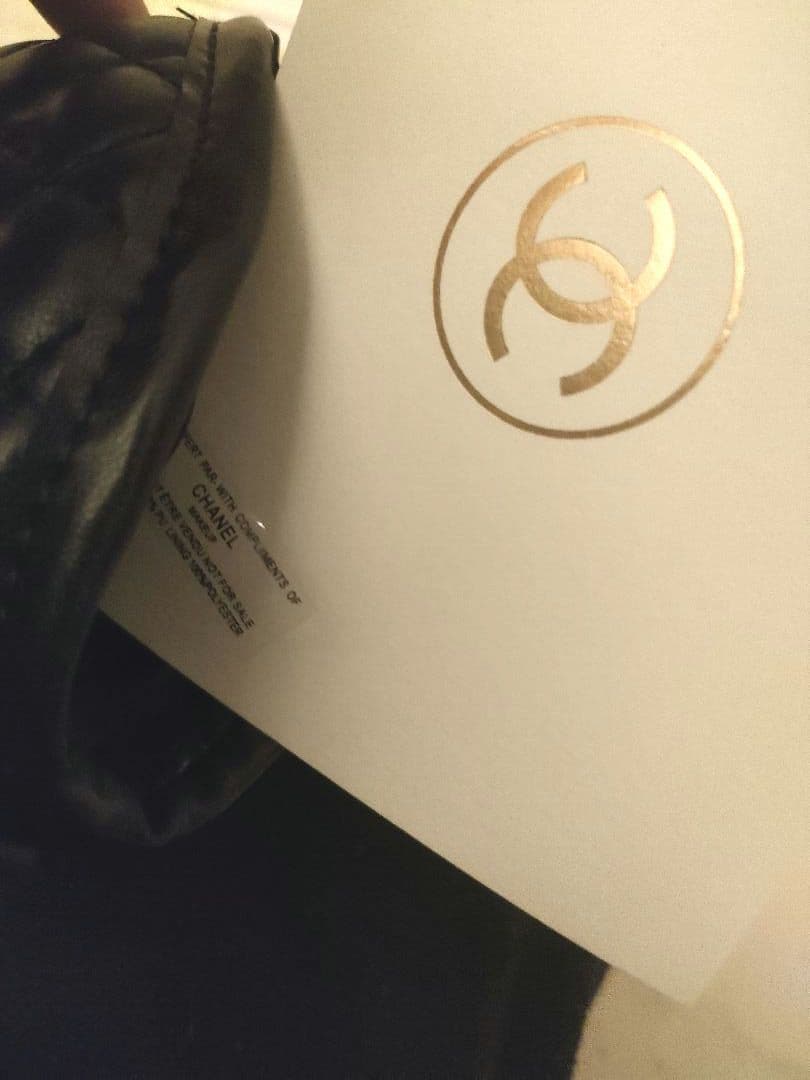 CHANEL　MAKE UP ミニ　チェーン　ショルダーバッグ　VIPノベルティ