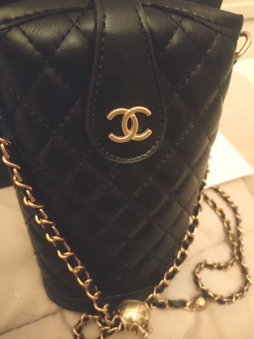 CHANEL　MAKE UP ミニ　チェーン　ショルダーバッグ　VIPノベルティ