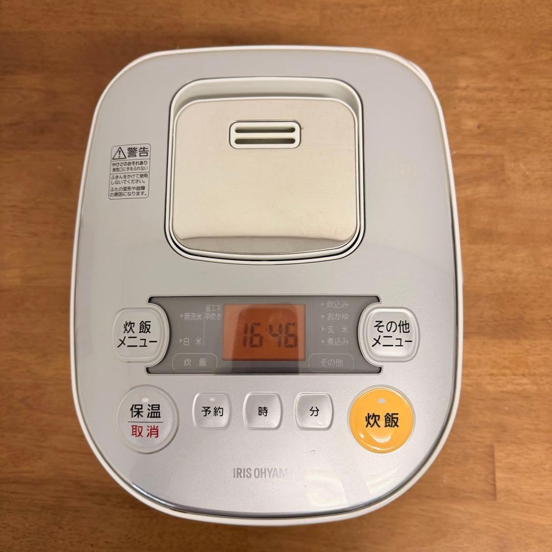 ● 極美品 アイリスオーヤマ 炊飯器 5.5合炊き ERC-IE50-W