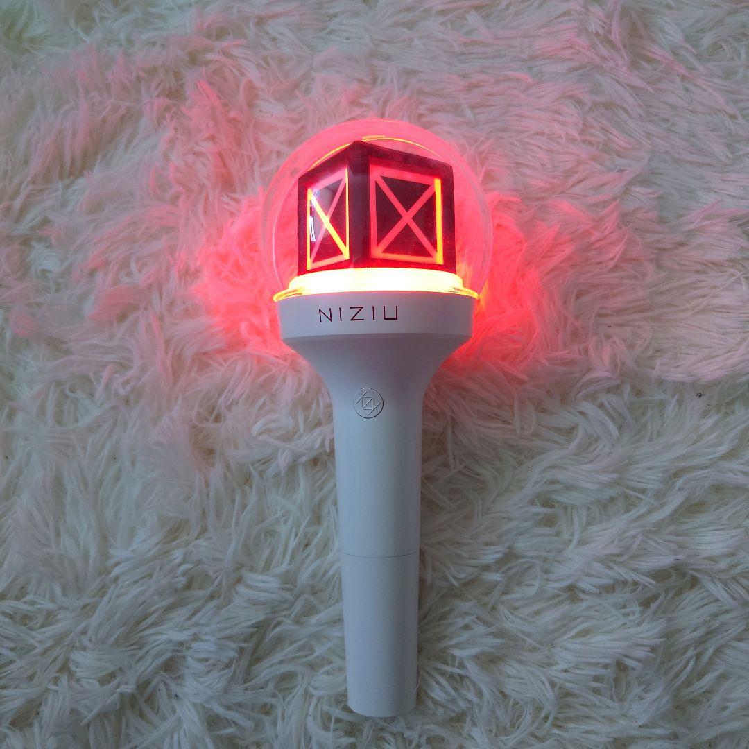 ■美品■NiziU 公式ペンライト ■リマ・コンプセット■