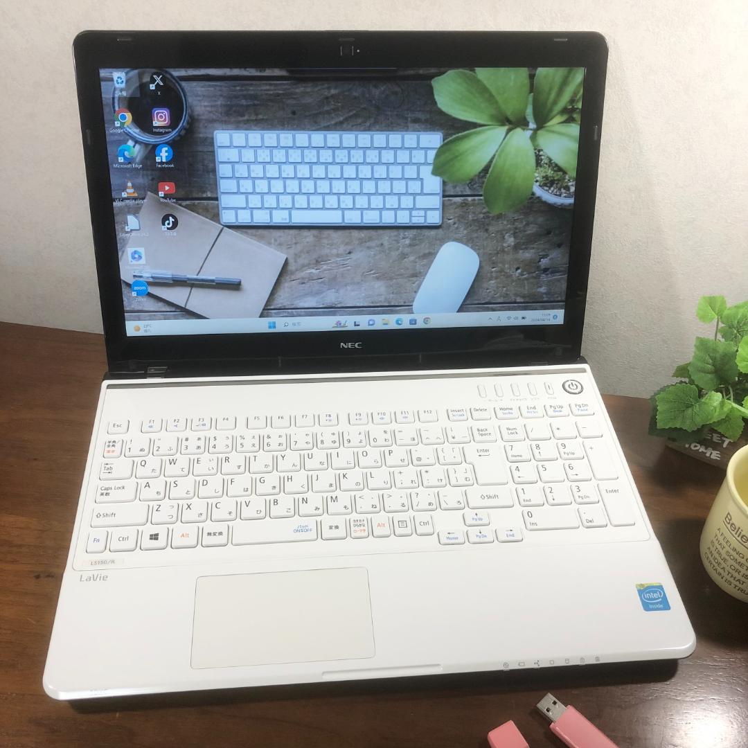 157☆起動20秒☆SSD1000GB☆Office付属☆Windows11