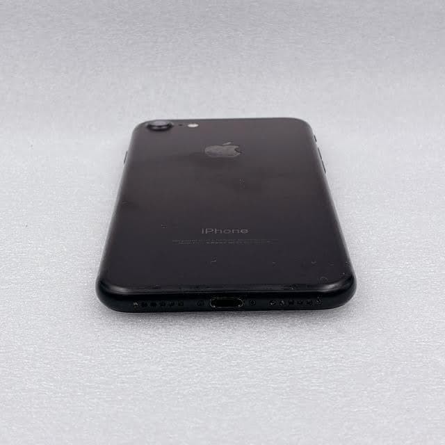 【美品】iPhone7 128GB SIMフリー マットブラック