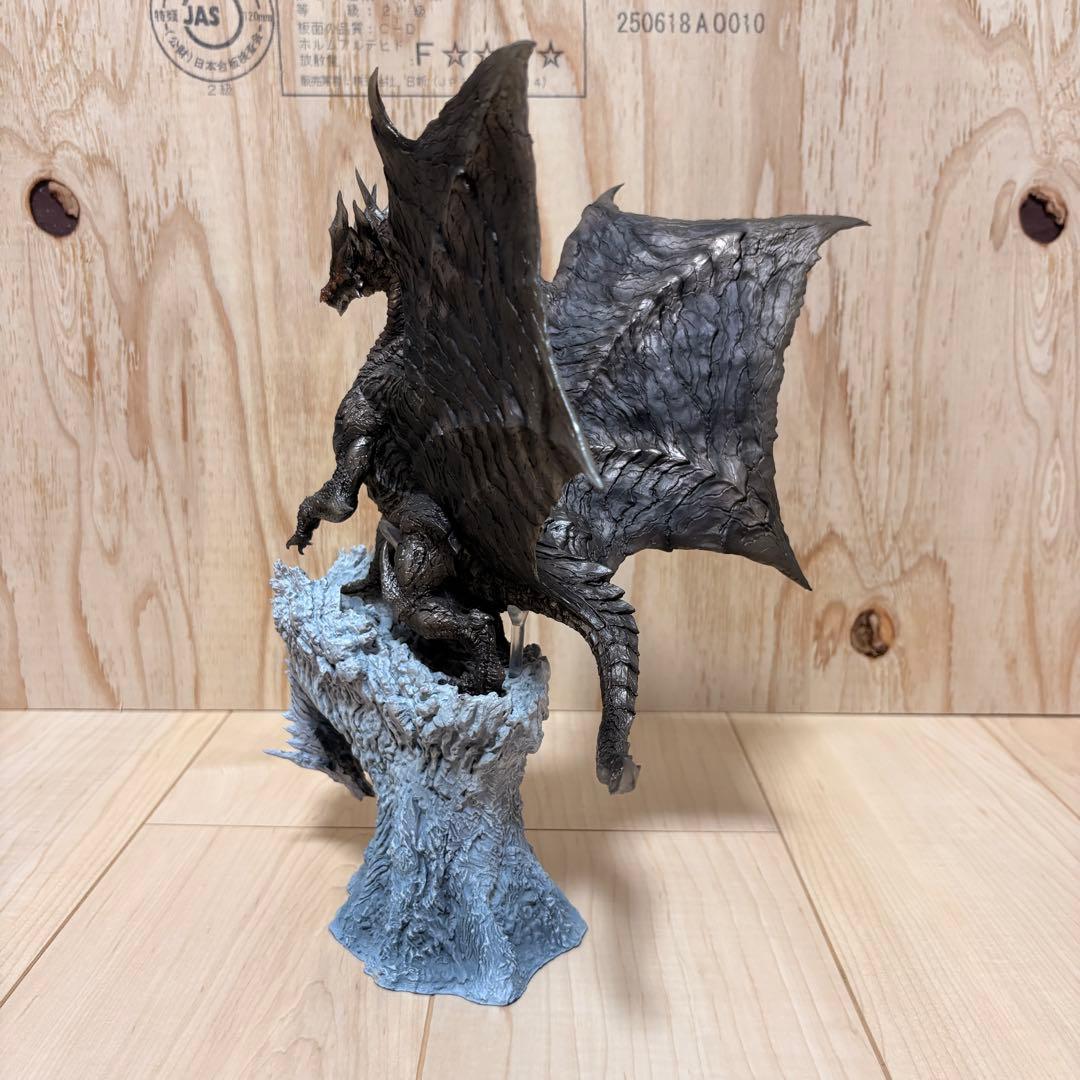 モンスターハンター クリエイターズ クシャルダオラ フィギュア 復刻