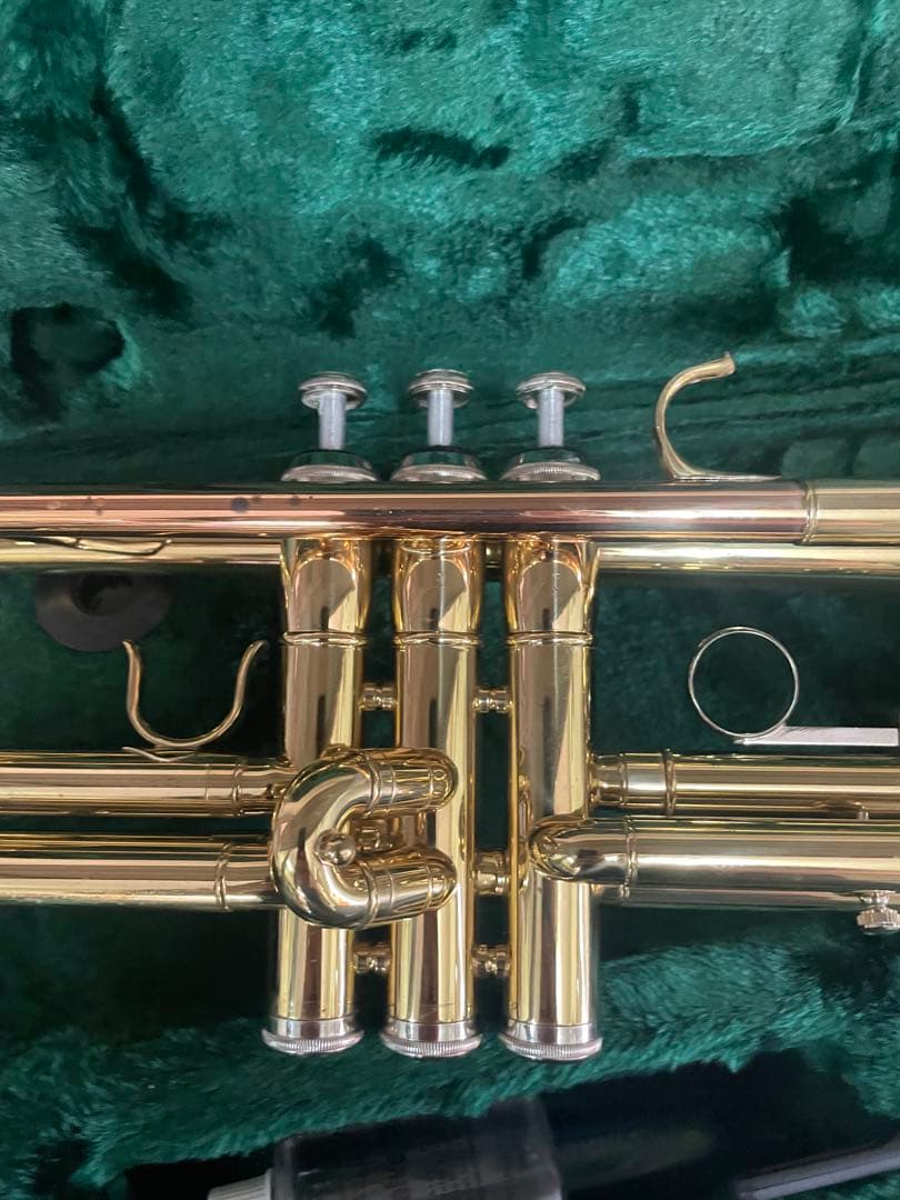❷ ケルントナー トランペット 楽器 訳あり 箱付き