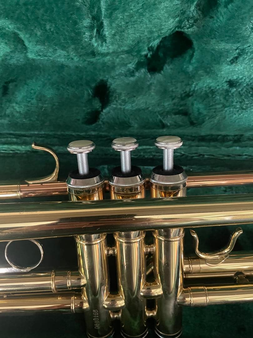 ❷ ケルントナー トランペット 楽器 訳あり 箱付き