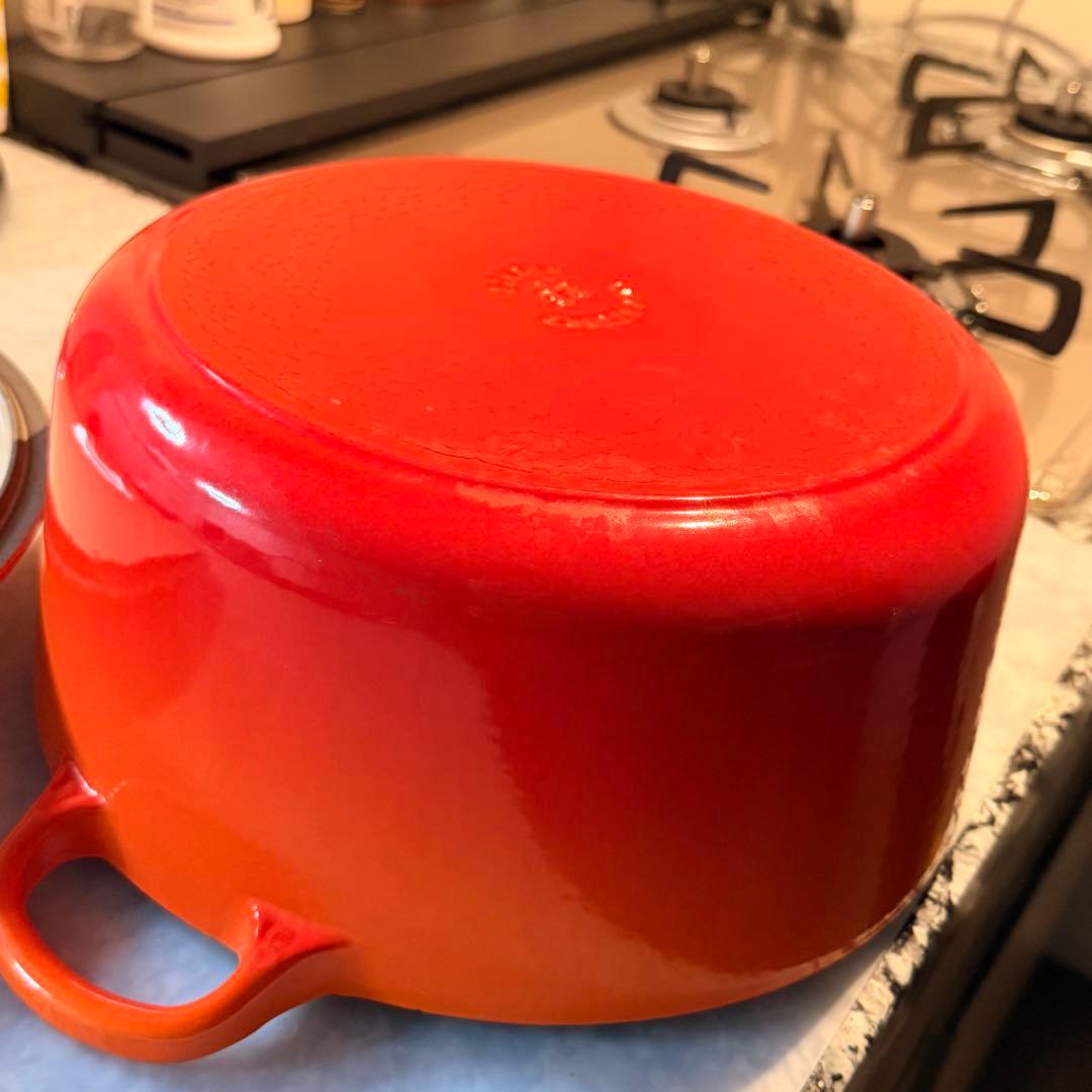 ル・クルーゼ ココットロンド 26cm オレンジ 両手鍋 ホーロー鍋 フランス製