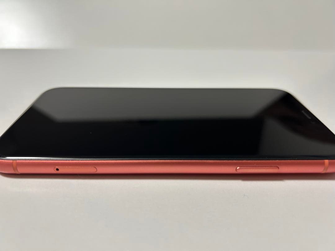 Apple iPhone XR 本体 オレンジ