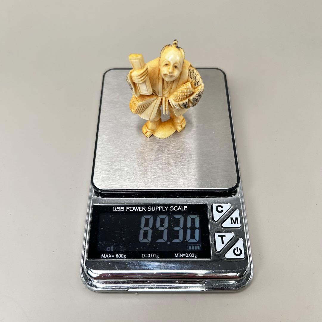 日本の伝統的な職人技彫刻極上根付天然素材アンティーク骨董飾り物古美術置物細密細工