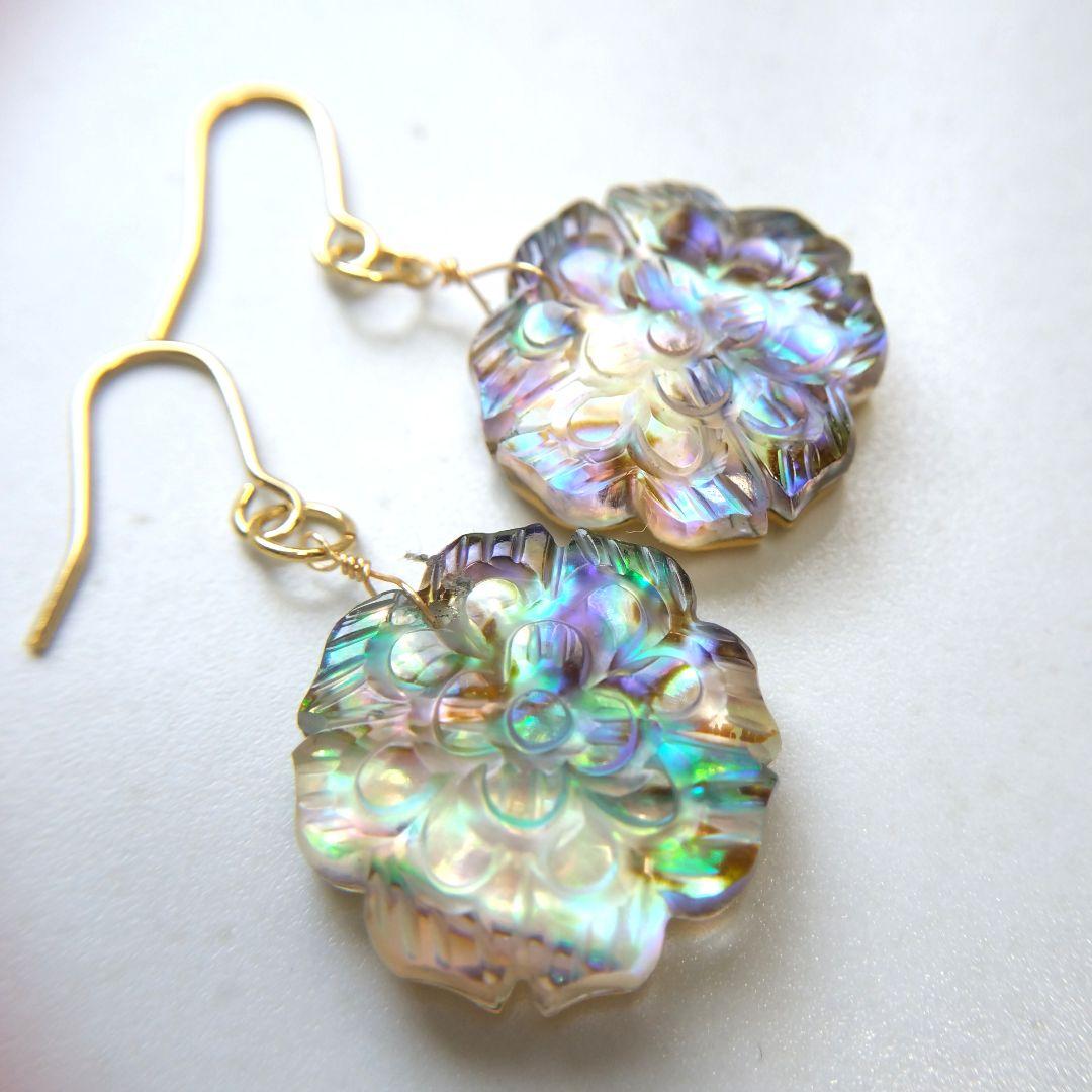 【1点のみ】アバロンとマザーオブパールのトリプレット ピアス