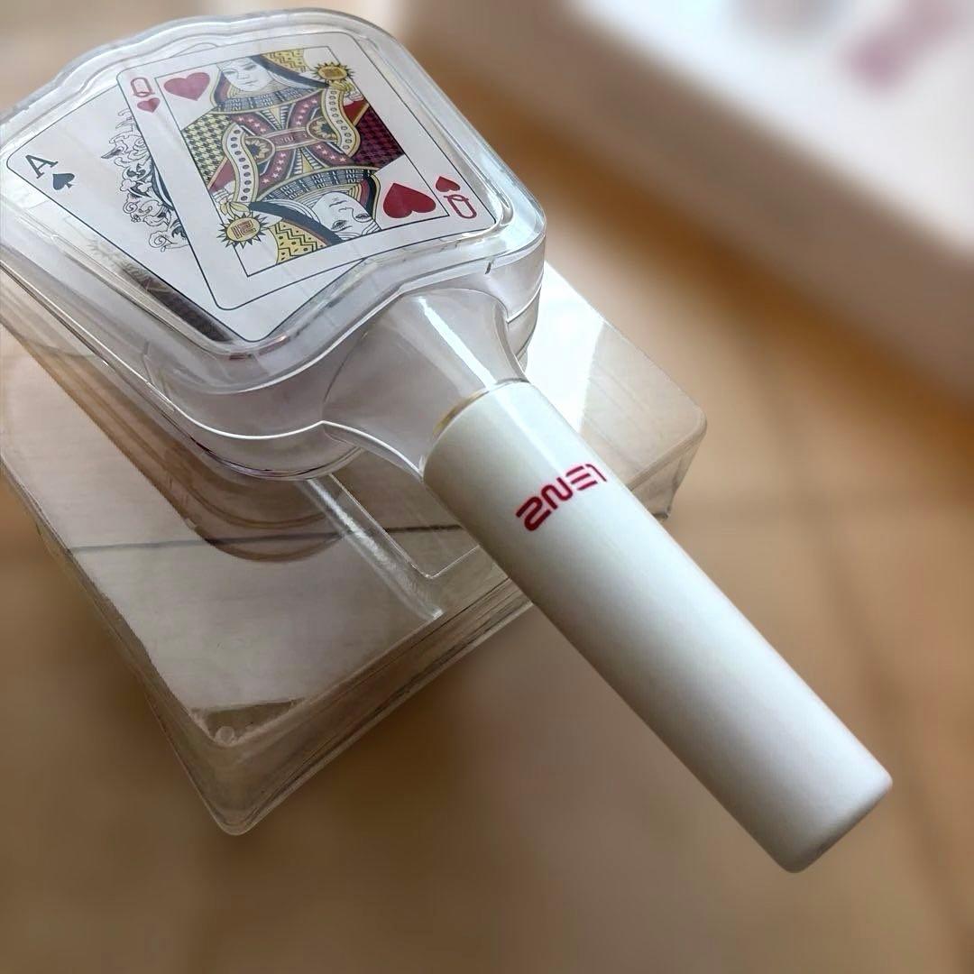 2ne1 韓国初期バージョン　ペンライト《ジャンク品》