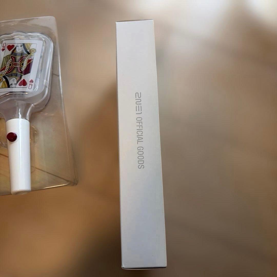 2ne1 韓国初期バージョン　ペンライト《ジャンク品》